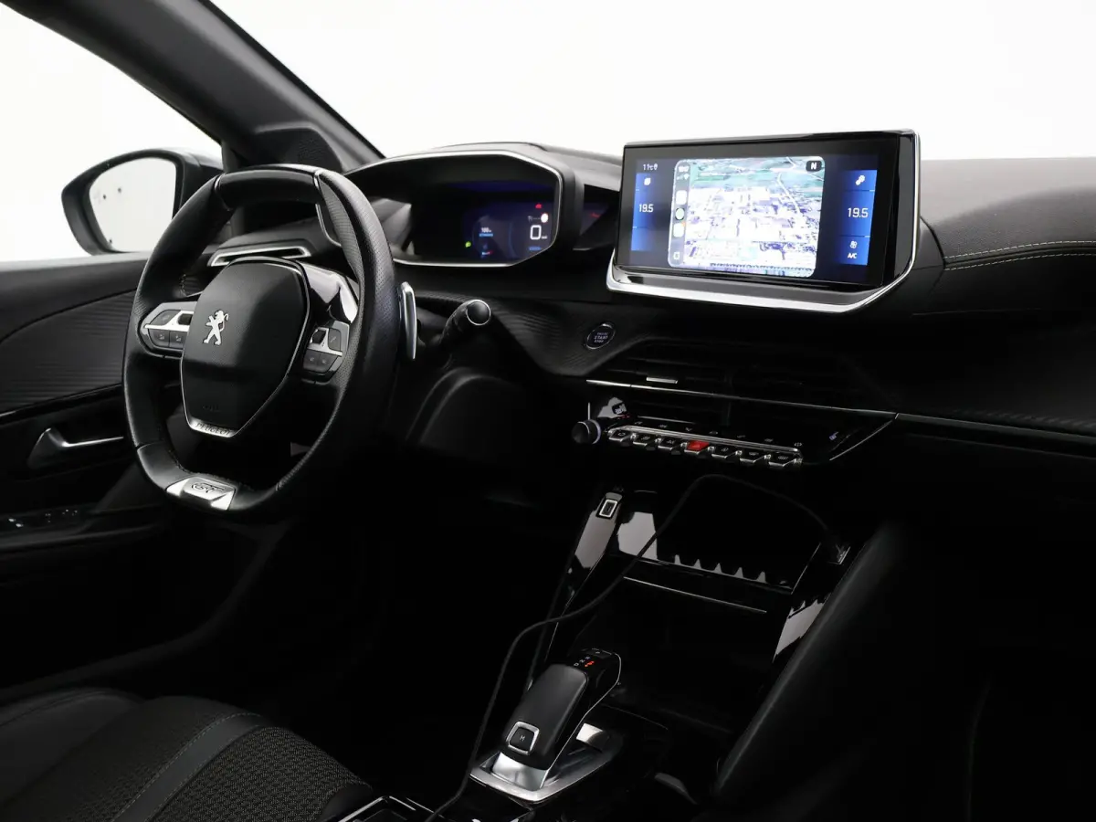 1.2 PT 130 PK AUT. GT-LINE + PANORAMA | SFEERVERL. | 3D COCKPIT | STOELVERW. | APPLE CARPLAY | CAMERA