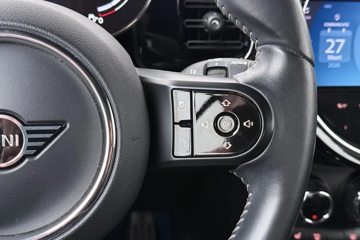 Mini 136 PK Aut. JCW-Pakket Climate Leder Camera