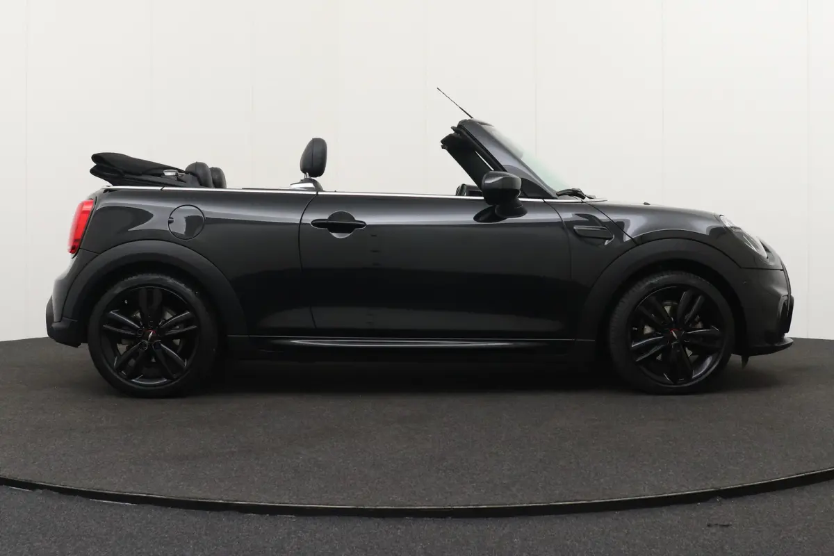 Mini 136 PK Aut. JCW-Pakket Climate Leder Camera