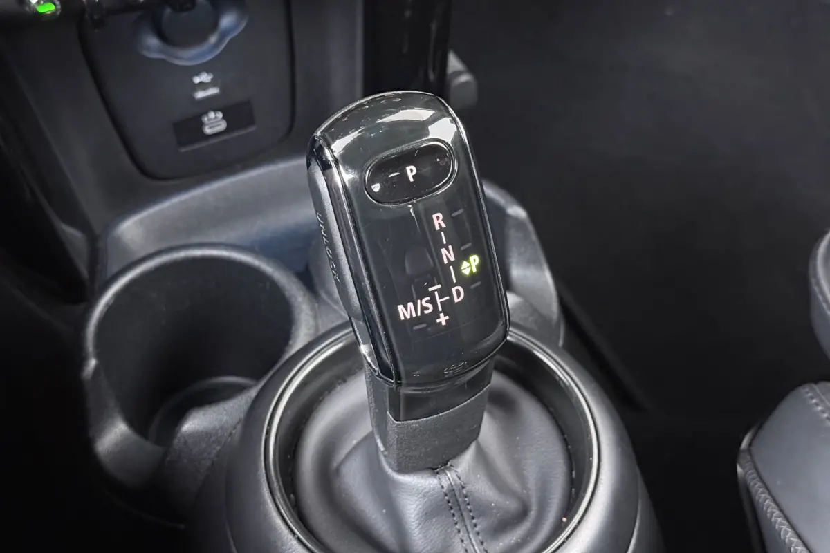 Mini 136 PK Aut. JCW-Pakket Climate Leder Camera