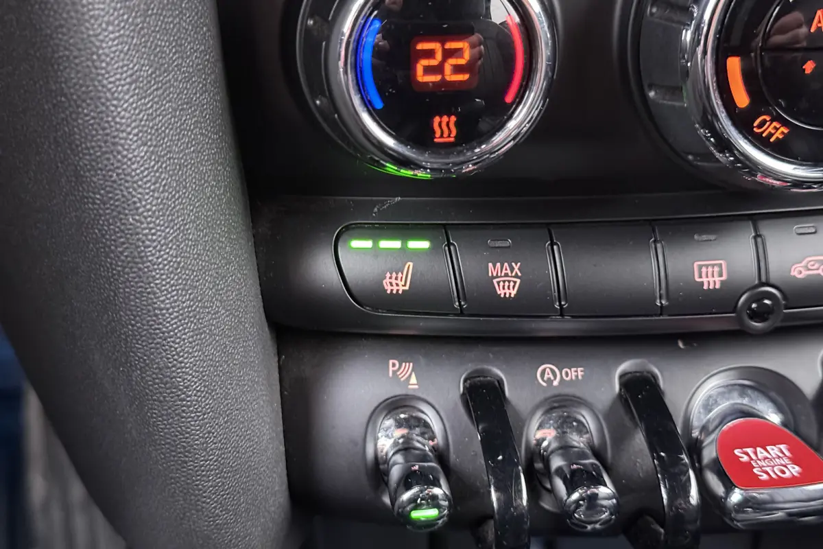 Mini 136 PK Aut. JCW-Pakket Climate Leder Camera