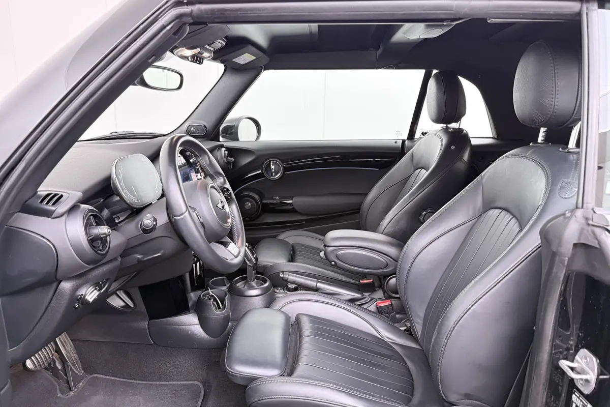 Mini 136 PK Aut. JCW-Pakket Climate Leder Camera