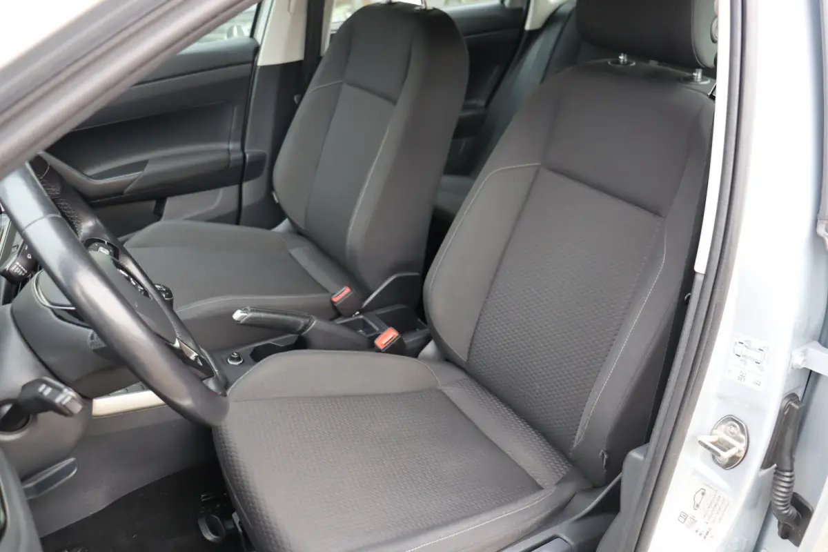1.0 TSI, Cruise Control, Airco, Apple Carplay, Android Auto, Prijs Is Rijklaar Inclusief 6 Maanden Garantie
