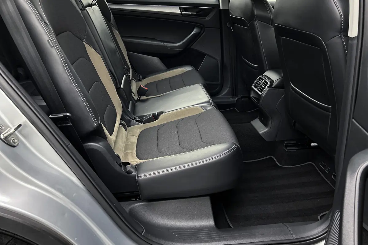 1.5 TSI Business Edition 7p. | Half leder | Camera | Apple Carplay