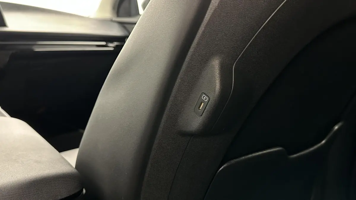 Air 58 kWh 100% SOH CAMERA LEER CARPLAY ADAPTIEF CRUISE ECC.