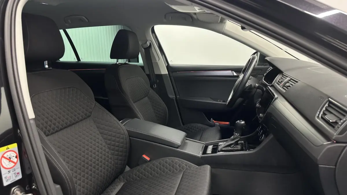 1.5 TSI ACT Style Business CAMERA CARPLAY CRUISE LM ECC.