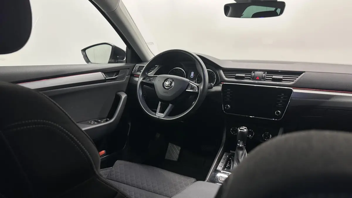 1.5 TSI ACT Style Business CAMERA CARPLAY CRUISE LM ECC.