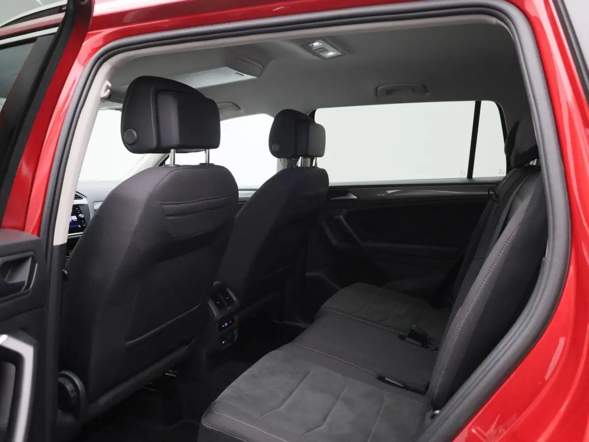 1.5 TSI Life Business 150 PK| Origineel Nederlands | 1e Eigenaar | Dealeronderhouden | Trekhaak | Navigatie | Stoelverwarming | Stuurwielverwarming | Achteruitrijcamera