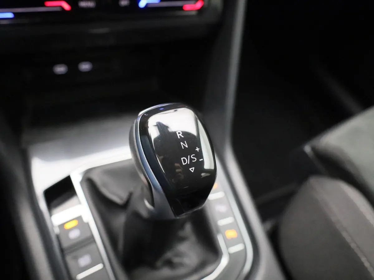 1.5 TSI Life Business 150 PK| Origineel Nederlands | 1e Eigenaar | Dealeronderhouden | Trekhaak | Navigatie | Stoelverwarming | Stuurwielverwarming | Achteruitrijcamera