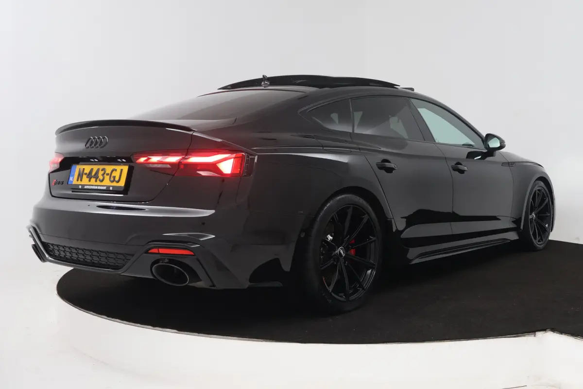 2.9 TFSI RS 5 quattro (PANORAMADAK, RS DYNAMIC PAKKET, B&O, HEAD-UP, ADAPTIVE CRUISE, CAMERA, MEMORY SEATS)