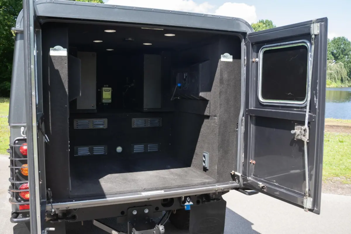 2.2 D 130" S|Crew Cab|Org NL|1 Eig|BTW|Event Music|Airco|Comfort 5 Pers.|Trekhaak|Dealer Onderhouden