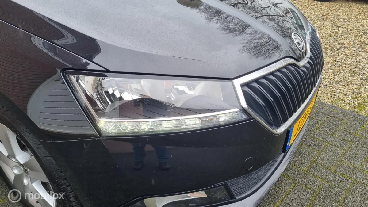 1.0 TSI Style , led,airco, sportvelgen