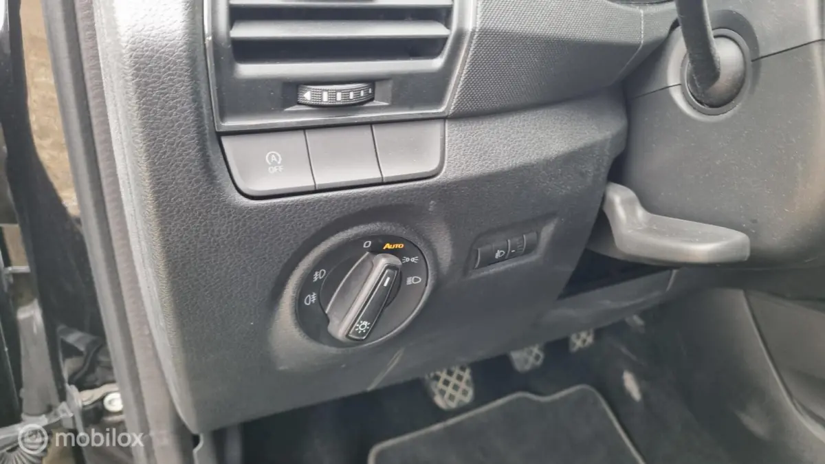 1.0 TSI Style , led,airco, sportvelgen