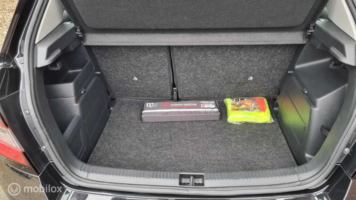 1.0 TSI Style , led,airco, sportvelgen