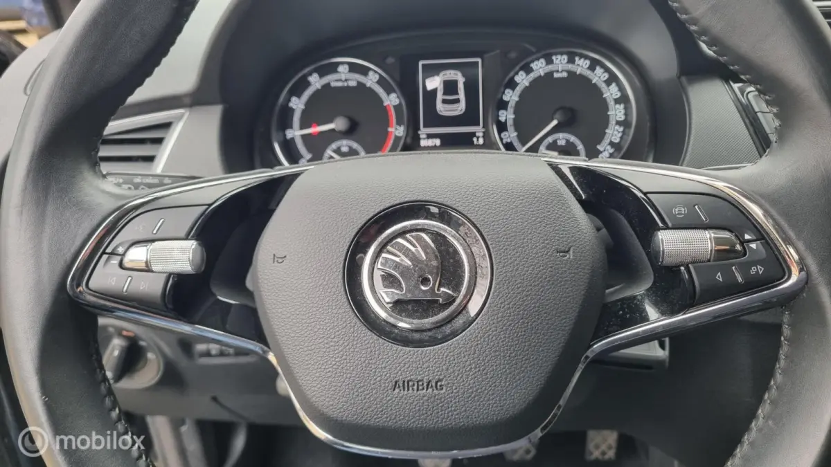 1.0 TSI Style , led,airco, sportvelgen