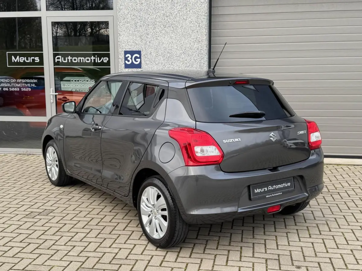 1.2 Select CarPlay/Stoelverw/Bluetooth/Camera/DAB/Nieuwe onderhoudsbeurt/1e Eigenaar