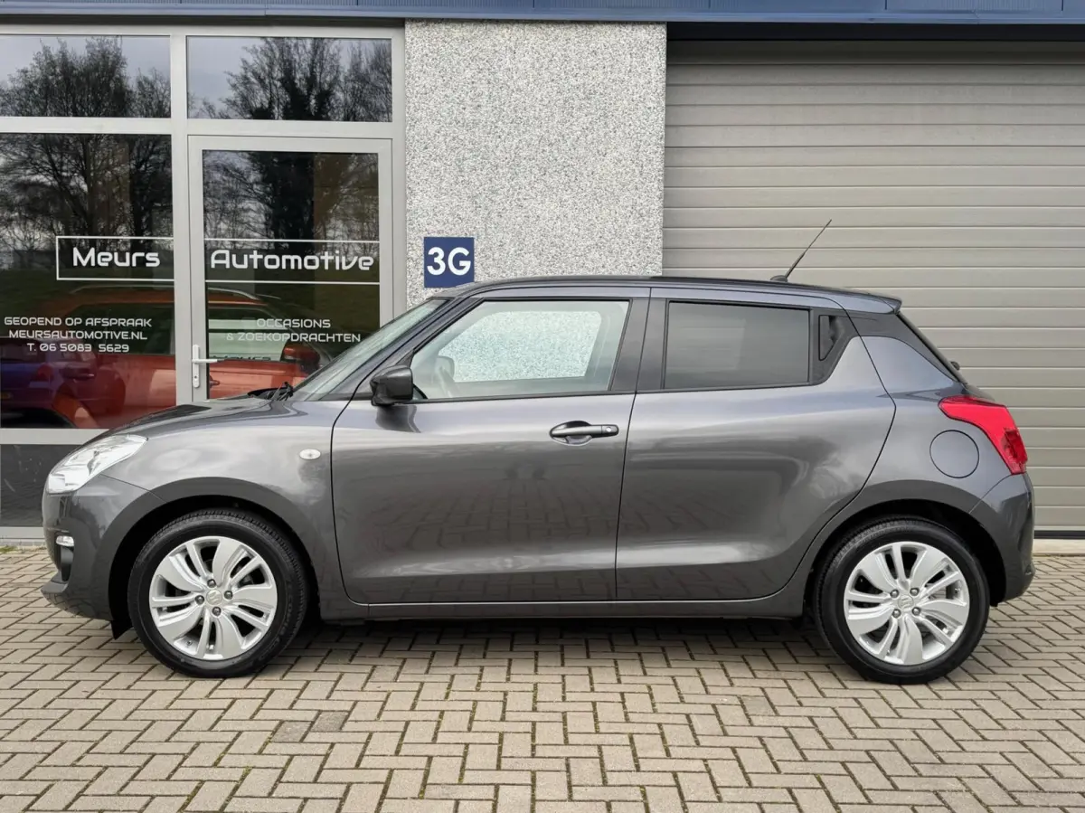 1.2 Select CarPlay/Stoelverw/Bluetooth/Camera/DAB/Nieuwe onderhoudsbeurt/1e Eigenaar