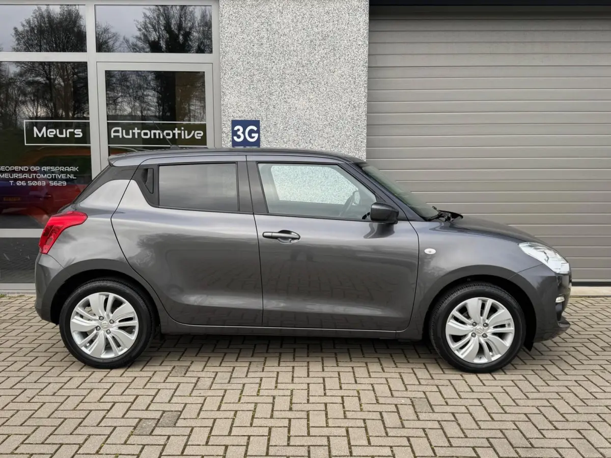 1.2 Select CarPlay/Stoelverw/Bluetooth/Camera/DAB/Nieuwe onderhoudsbeurt/1e Eigenaar