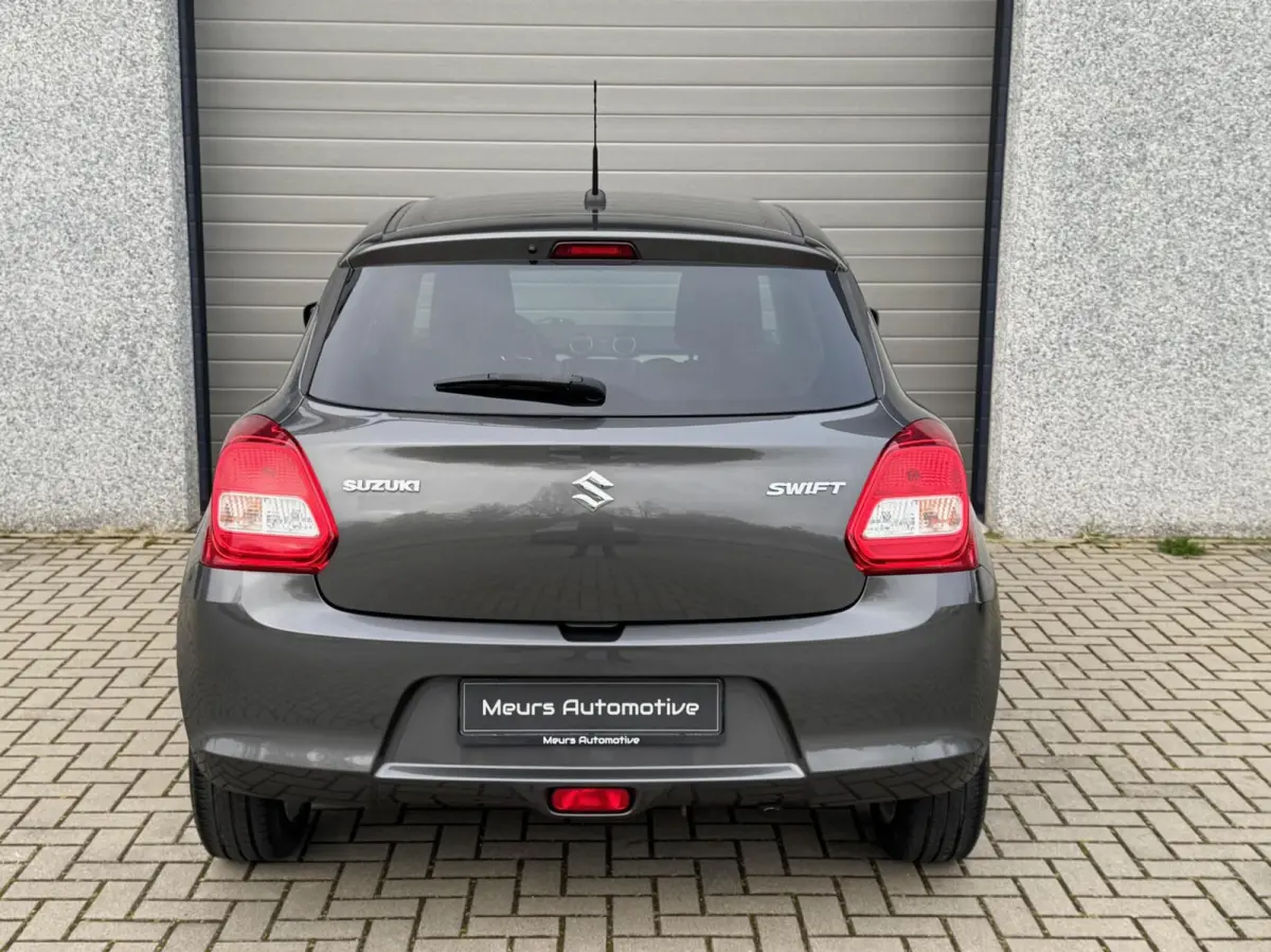 1.2 Select CarPlay/Stoelverw/Bluetooth/Camera/DAB/Nieuwe onderhoudsbeurt/1e Eigenaar