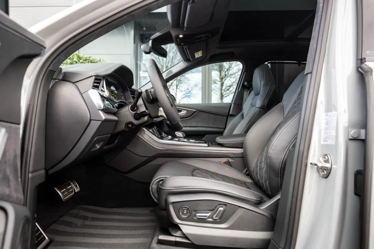 SQ7 4.0 TFSI 507pk 7p Nardo Grey, Keramisch, B&O Advanced, Full-options