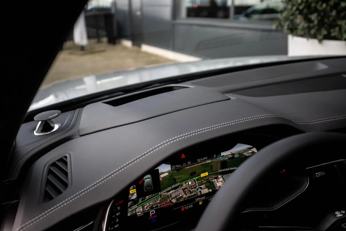 SQ7 4.0 TFSI 507pk 7p Nardo Grey, Keramisch, B&O Advanced, Full-options