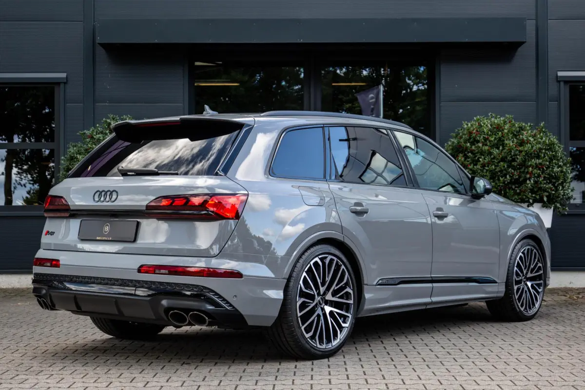 SQ7 4.0 TFSI 507pk 7p Nardo Grey, Keramisch, B&O Advanced, Full-options