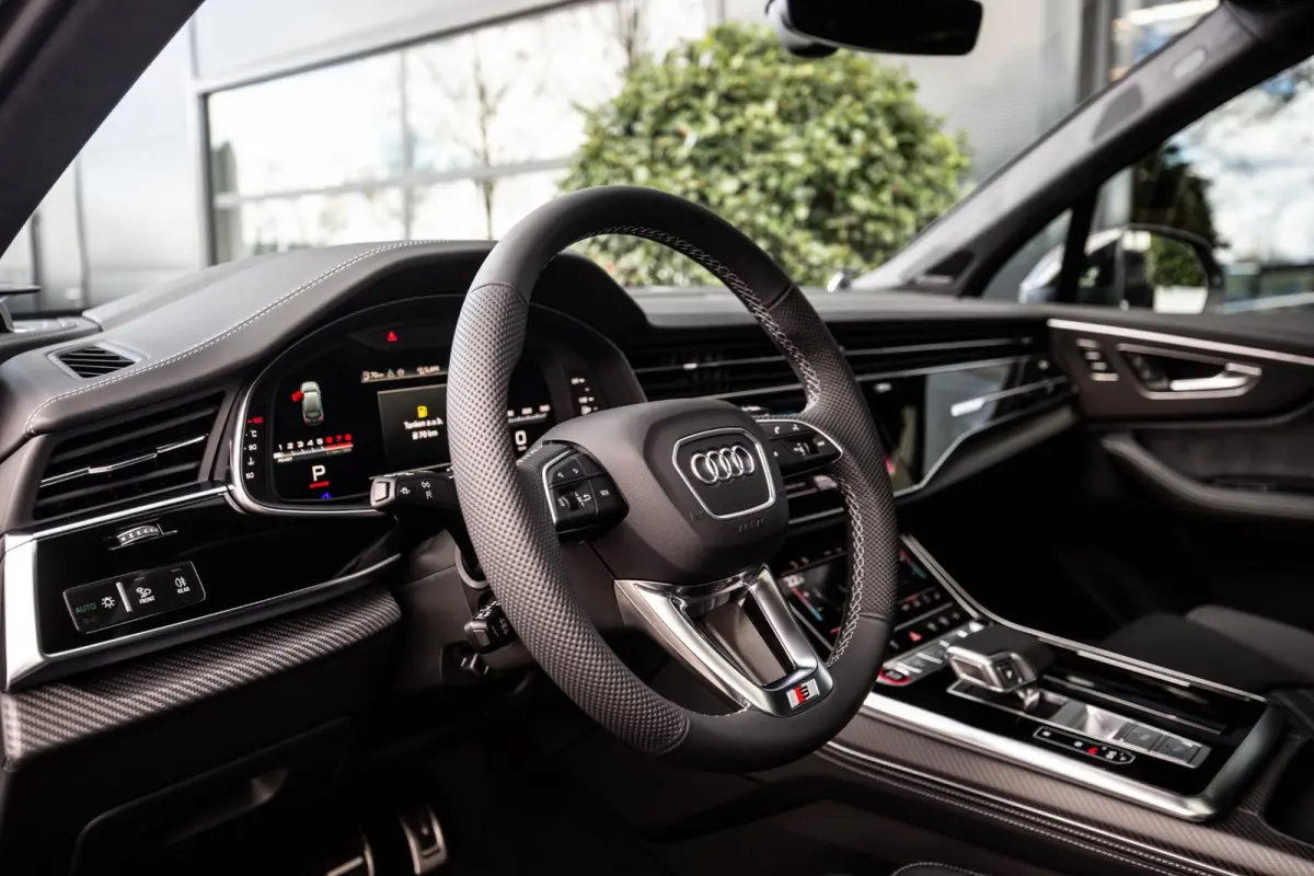 SQ7 4.0 TFSI 507pk 7p Nardo Grey, Keramisch, B&O Advanced, Full-options