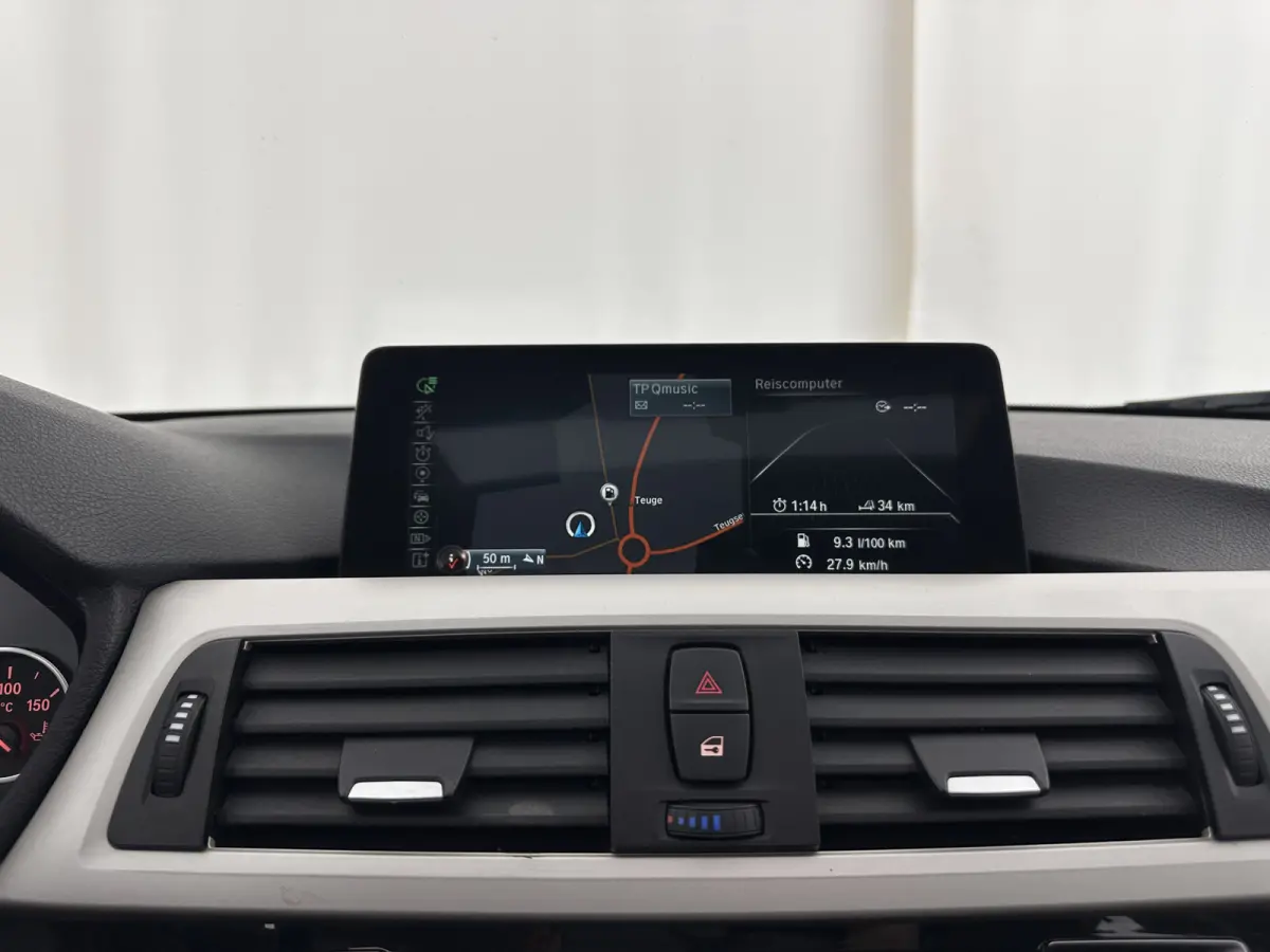 320d EDE Corporate Lease Essential Aut. *PANO | FULL-LEATHER | FULL-LED | NAVI-FULLMAP | HEATED-COMFORTSEATS | HIFI-SOUND | ECC | PDC | CRUISE | 16''ALU*