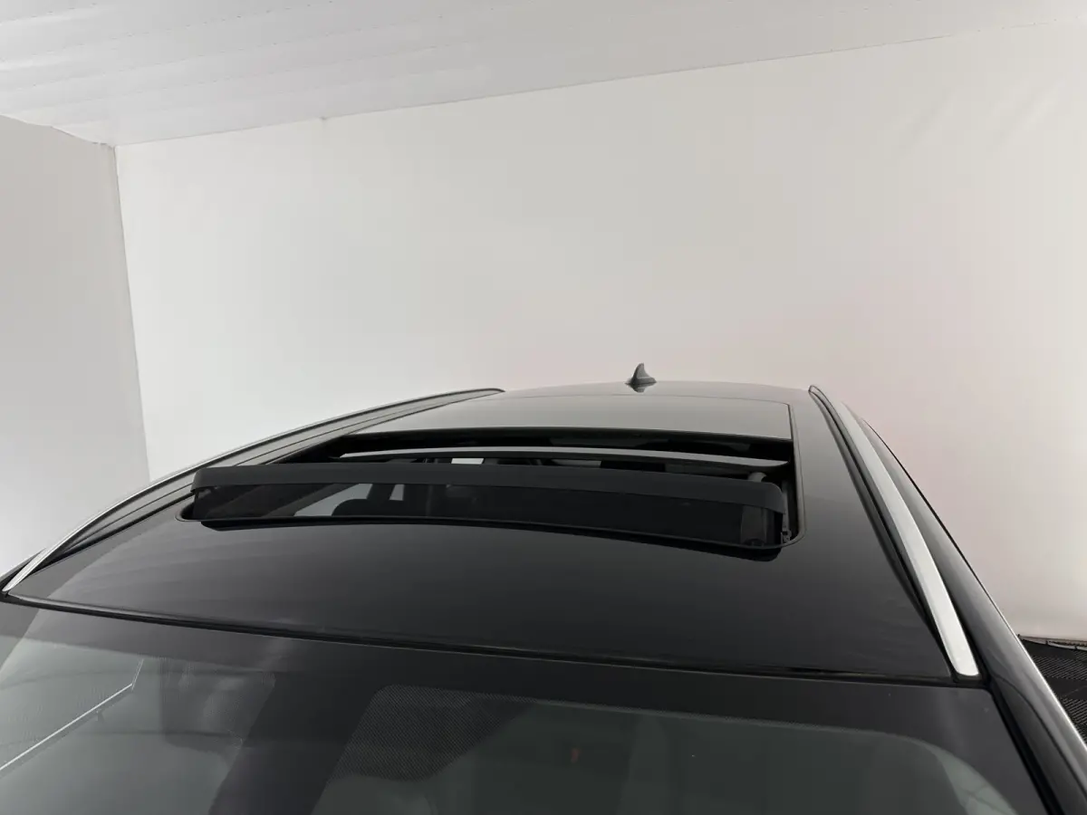 320d EDE Corporate Lease Essential Aut. *PANO | FULL-LEATHER | FULL-LED | NAVI-FULLMAP | HEATED-COMFORTSEATS | HIFI-SOUND | ECC | PDC | CRUISE | 16''ALU*