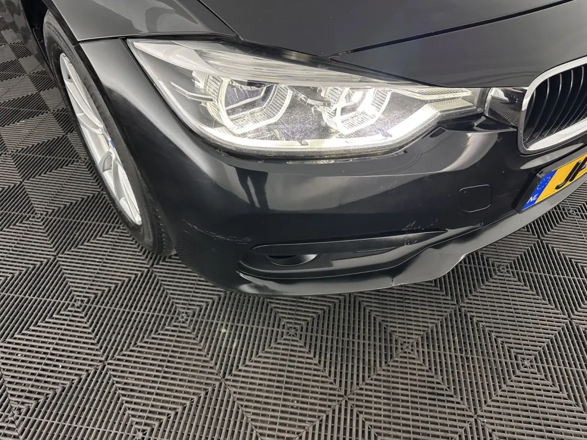 320d EDE Corporate Lease Essential Aut. *PANO | FULL-LEATHER | FULL-LED | NAVI-FULLMAP | HEATED-COMFORTSEATS | HIFI-SOUND | ECC | PDC | CRUISE | 16''ALU*
