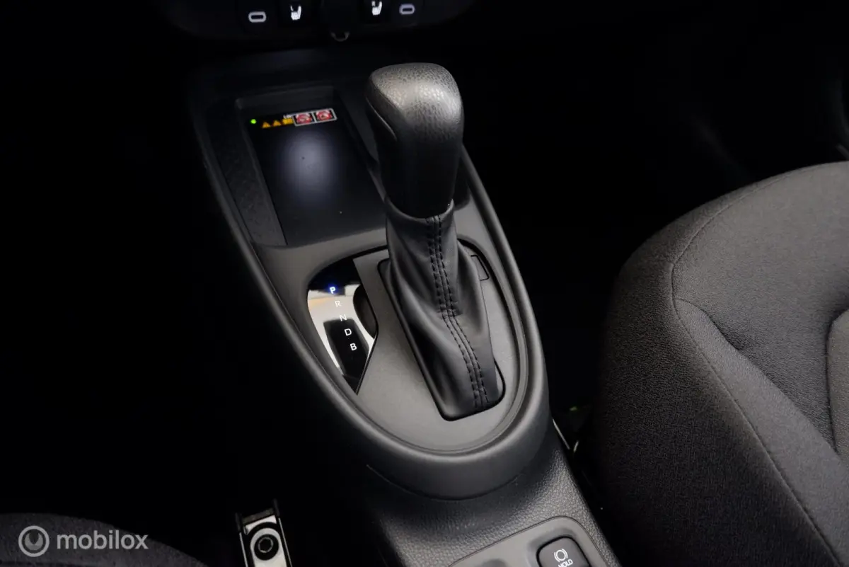 Hybrid 115 pulse dab|cam|carplay|lmv17