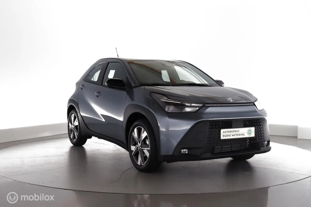 Hybrid 115 pulse dab|cam|carplay|lmv17