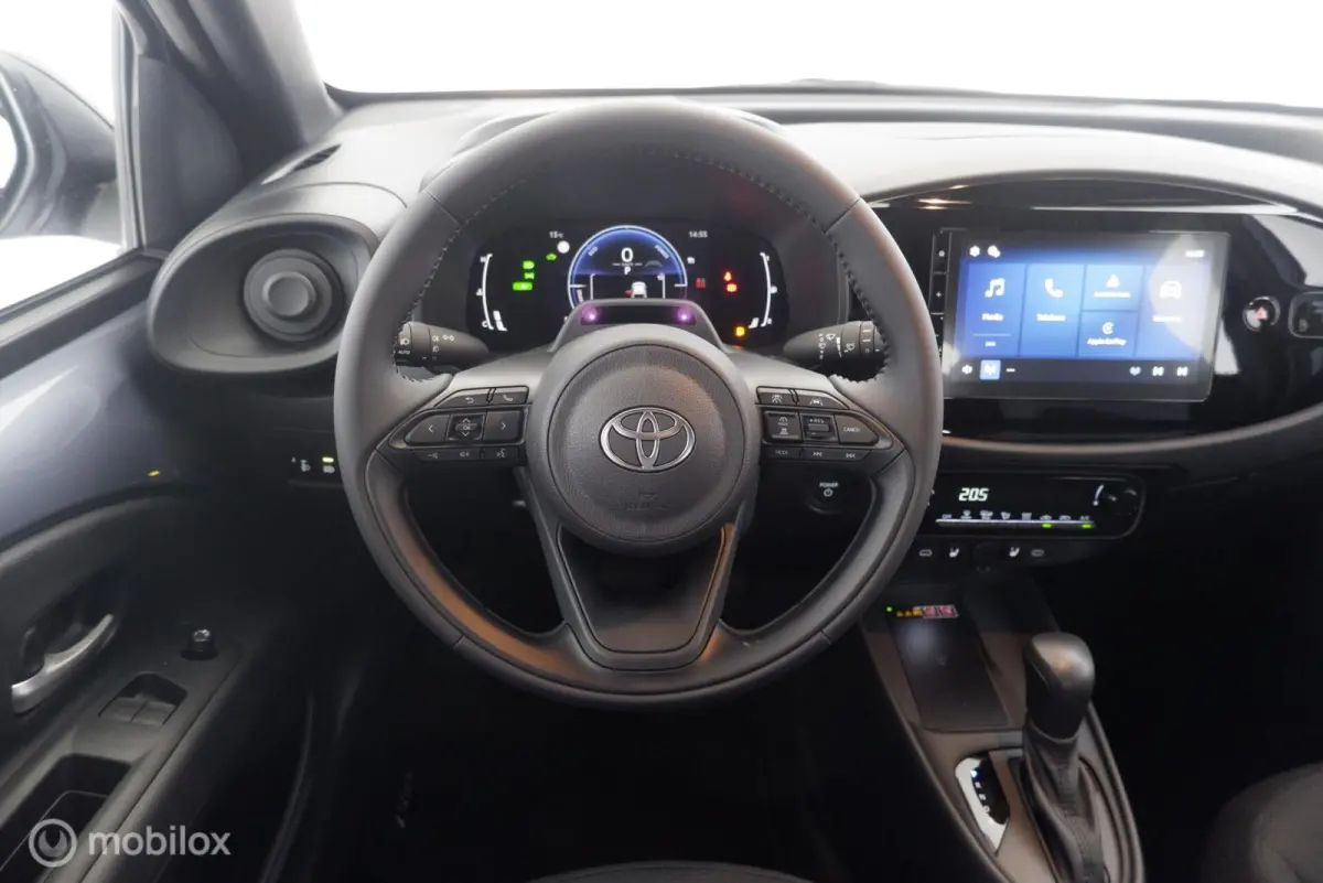 Hybrid 115 pulse dab|cam|carplay|lmv17