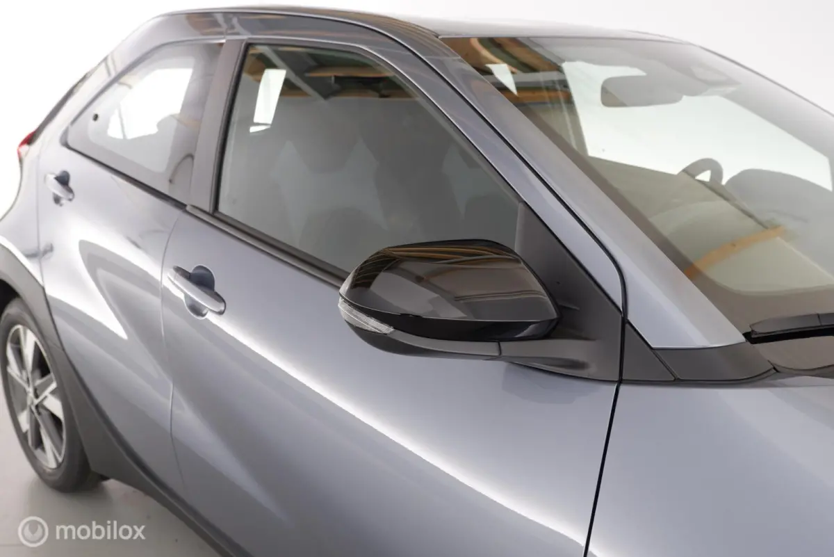 Hybrid 115 pulse dab|cam|carplay|lmv17