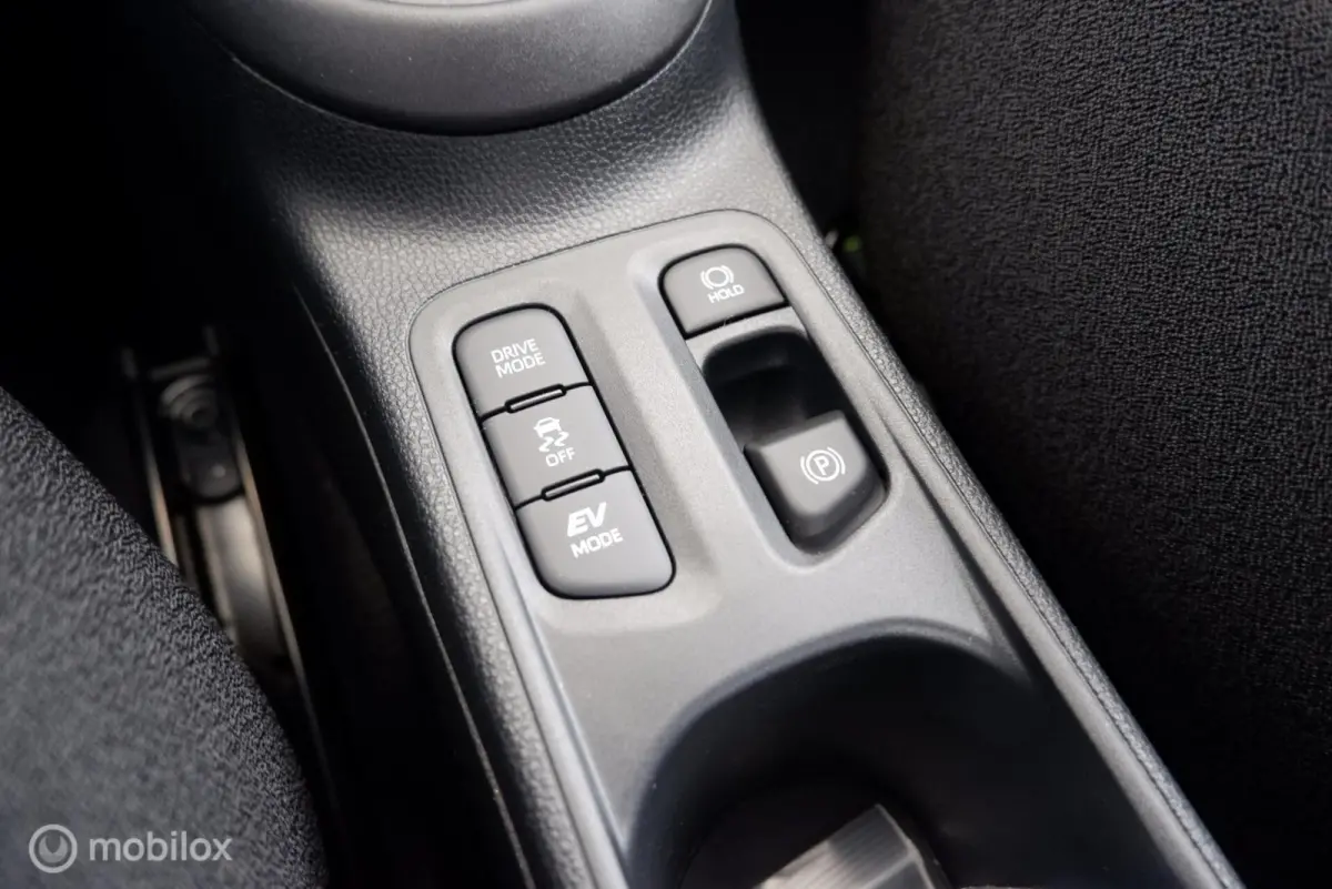 Hybrid 115 pulse dab|cam|carplay|lmv17