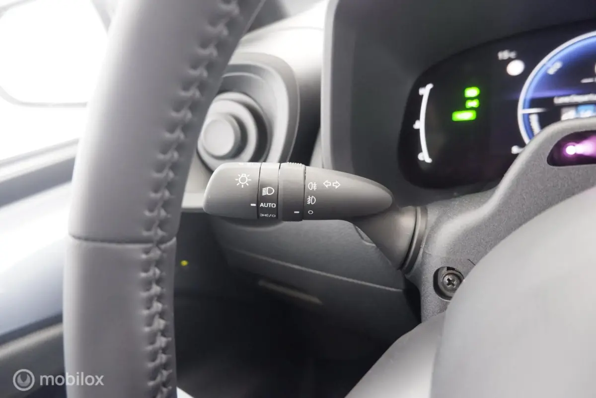 Hybrid 115 pulse dab|cam|carplay|lmv17