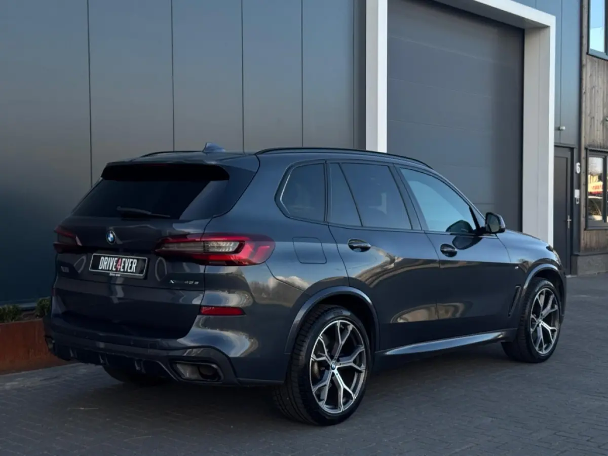 xDrive45e M PACK PANO NAVI CAMERA LED LEDER SPORTVELGEN