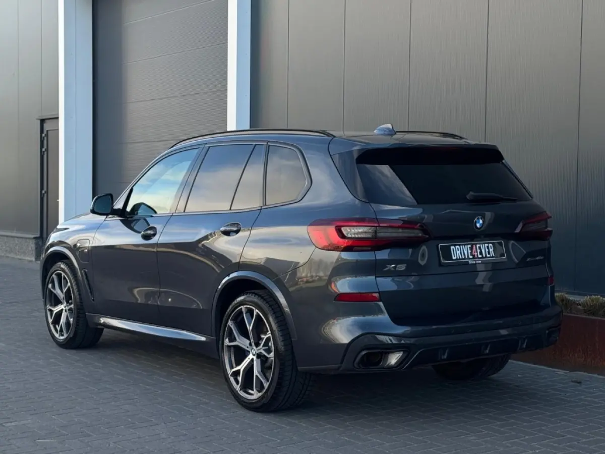 xDrive45e M PACK PANO NAVI CAMERA LED LEDER SPORTVELGEN