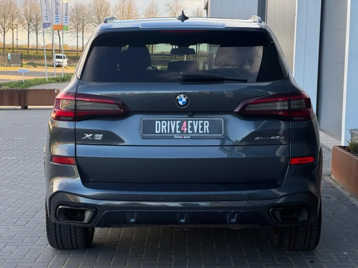 xDrive45e M PACK PANO NAVI CAMERA LED LEDER SPORTVELGEN
