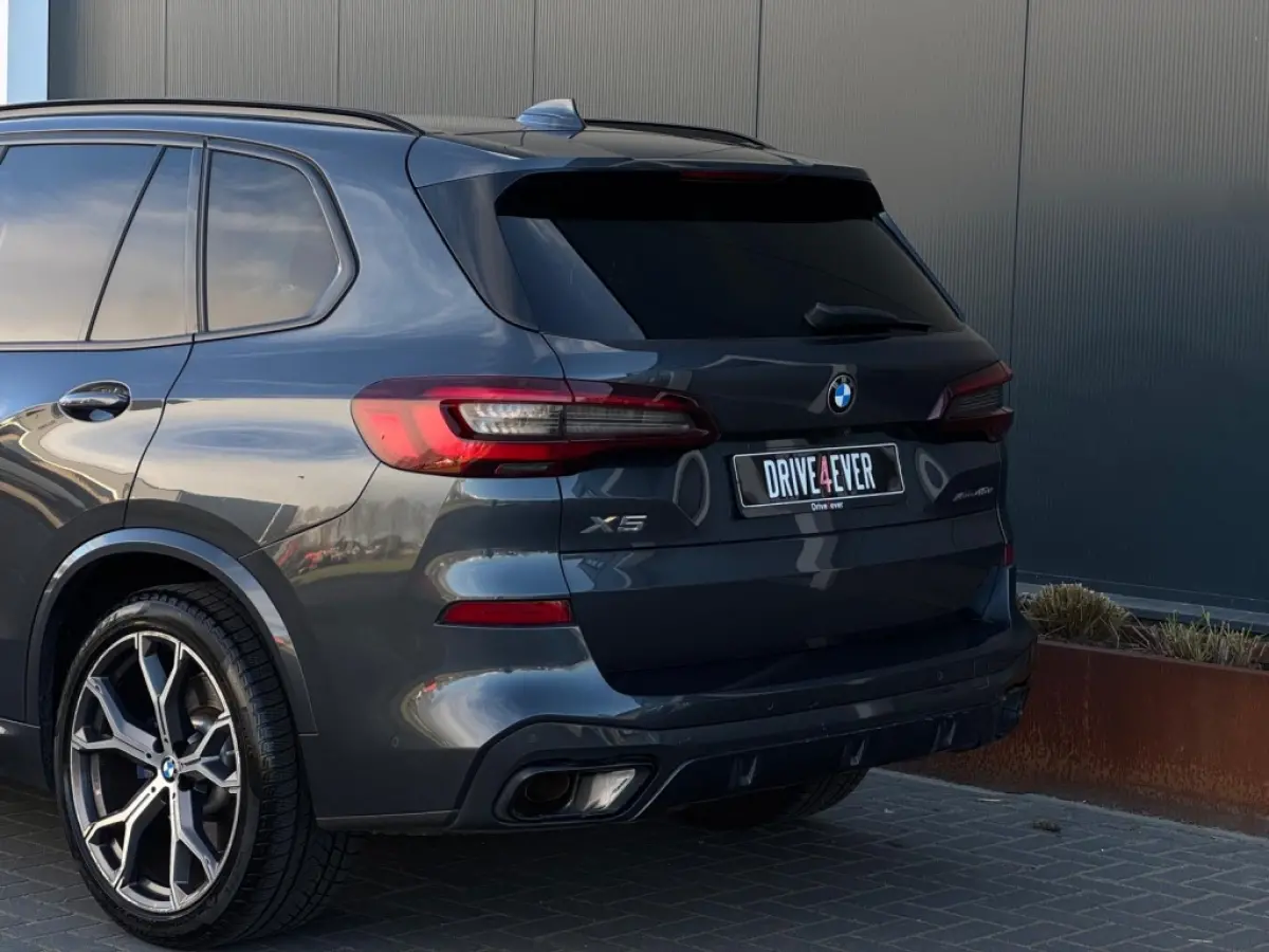 xDrive45e M PACK PANO NAVI CAMERA LED LEDER SPORTVELGEN