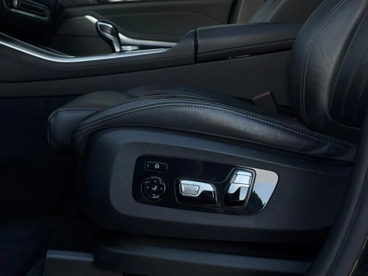 xDrive45e M PACK PANO NAVI CAMERA LED LEDER SPORTVELGEN