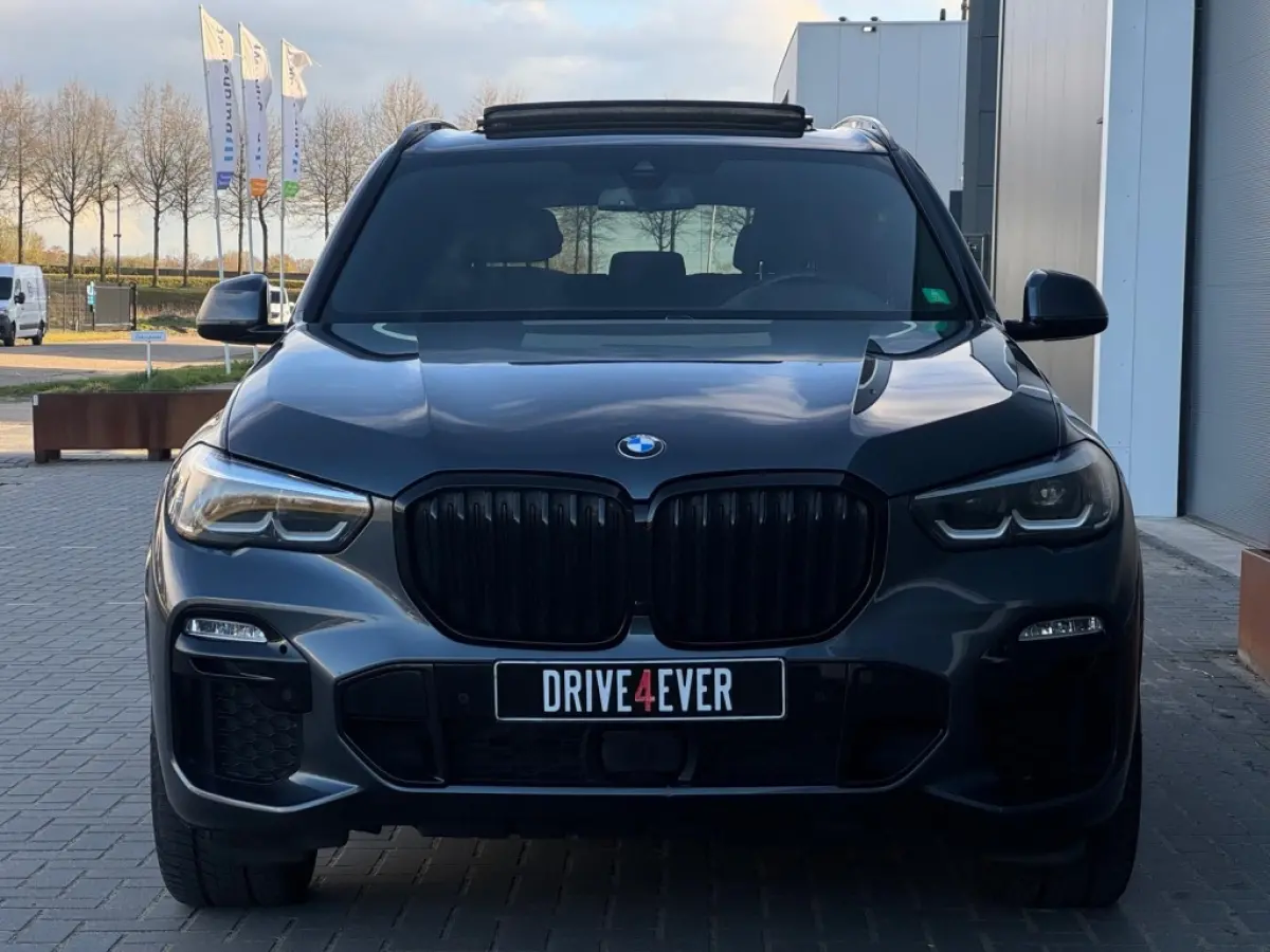 xDrive45e M PACK PANO NAVI CAMERA LED LEDER SPORTVELGEN