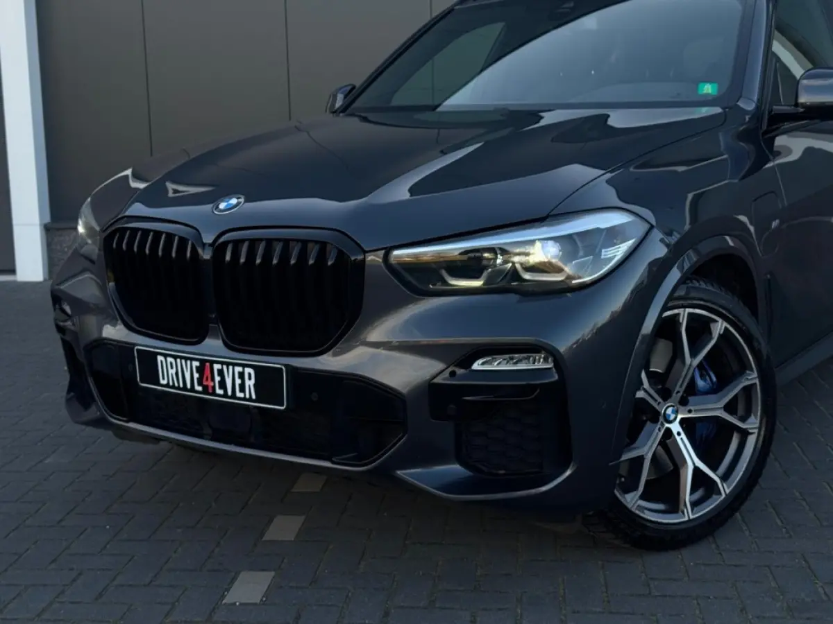xDrive45e M PACK PANO NAVI CAMERA LED LEDER SPORTVELGEN
