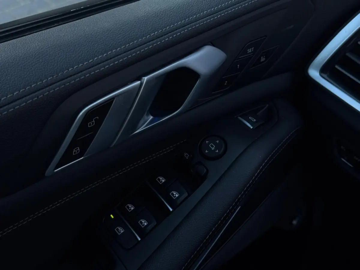 xDrive45e M PACK PANO NAVI CAMERA LED LEDER SPORTVELGEN