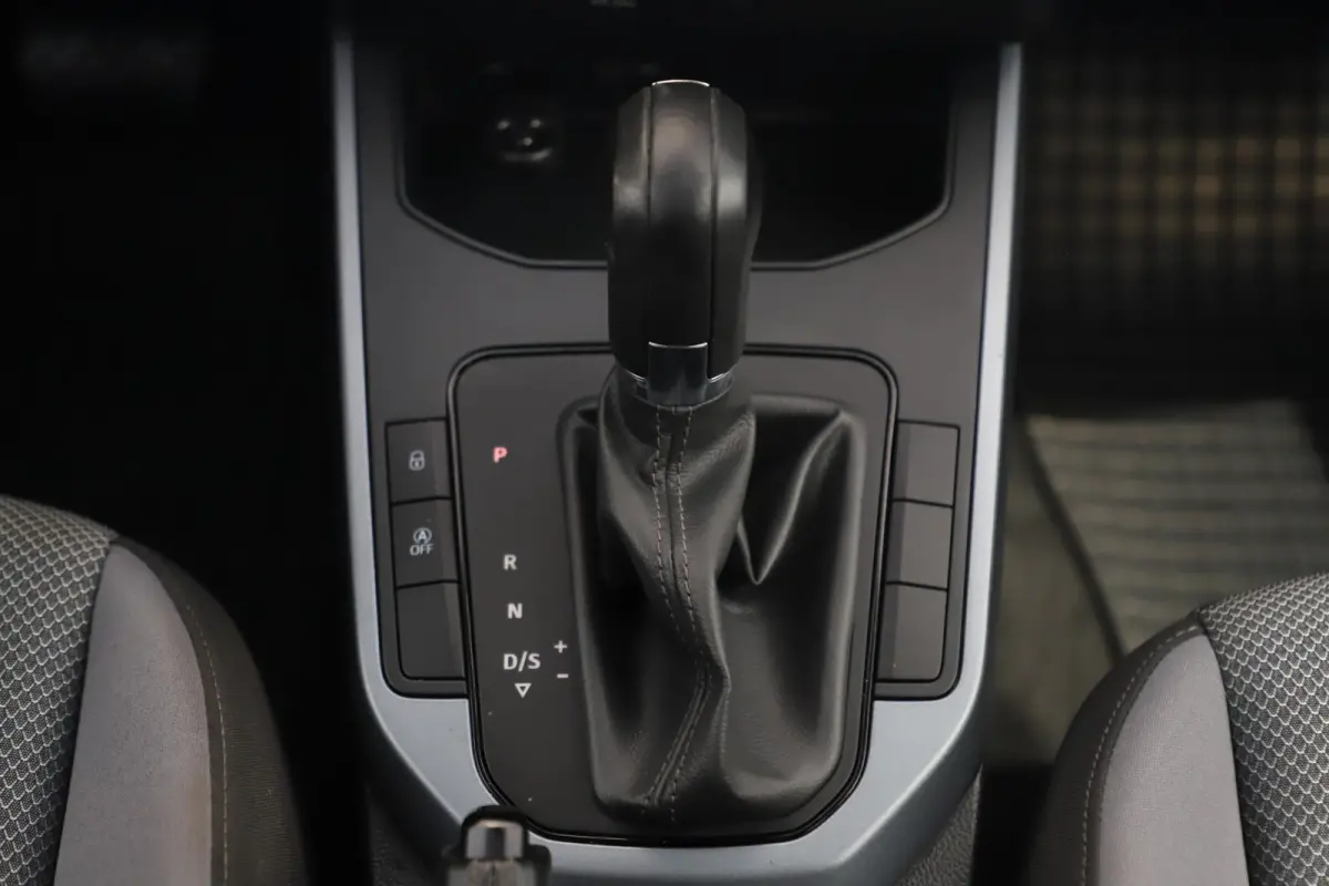 1.0 TSI Style Business Intense Plus Automaat DSG 16 inch Carplay Android Navigatie Stoelverwarming Clima Cruise Control
