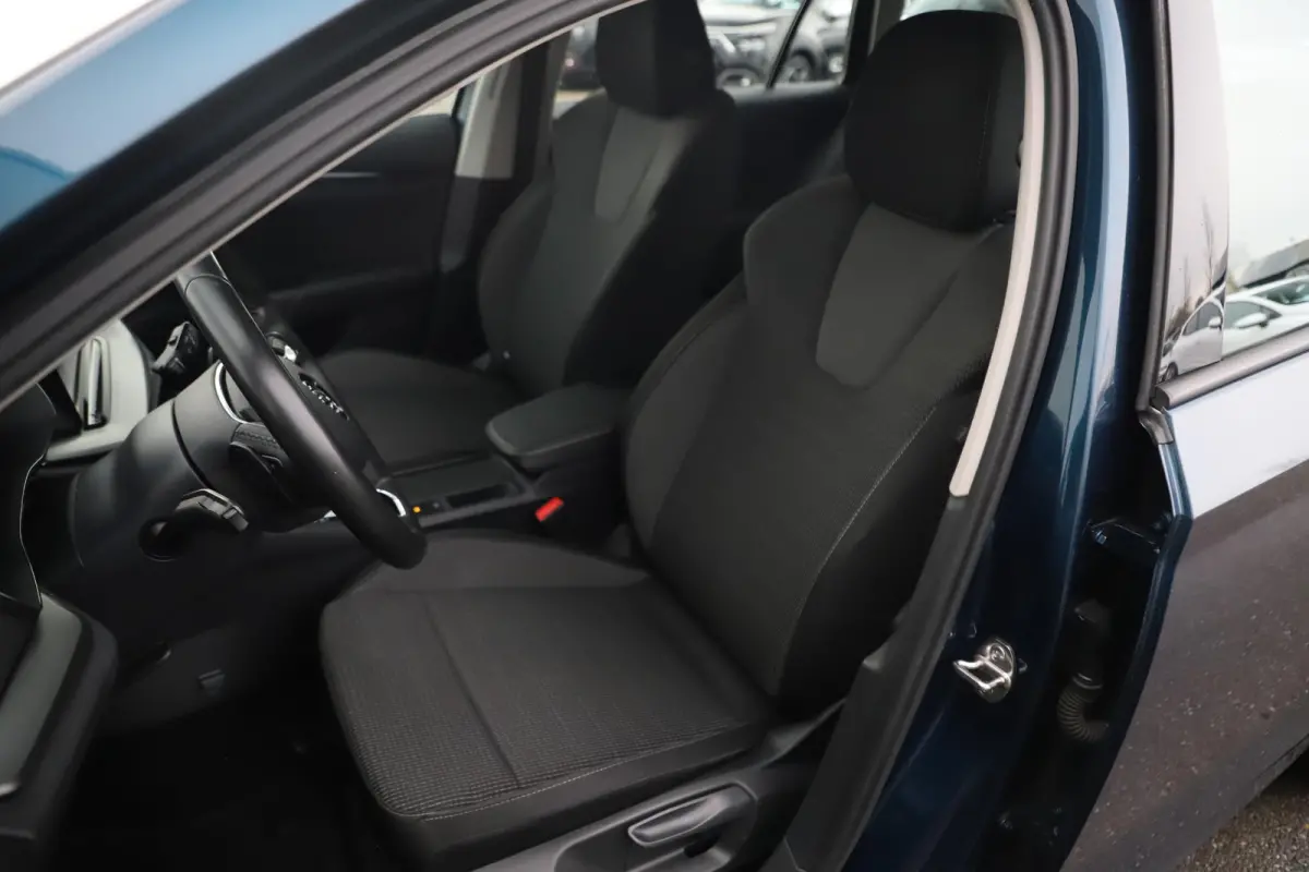 1.0 e-TSI Ambition Automaat Virtual Cockpit Navigatie Carplay Android LMV LED Clima Cruise Lane Assist
