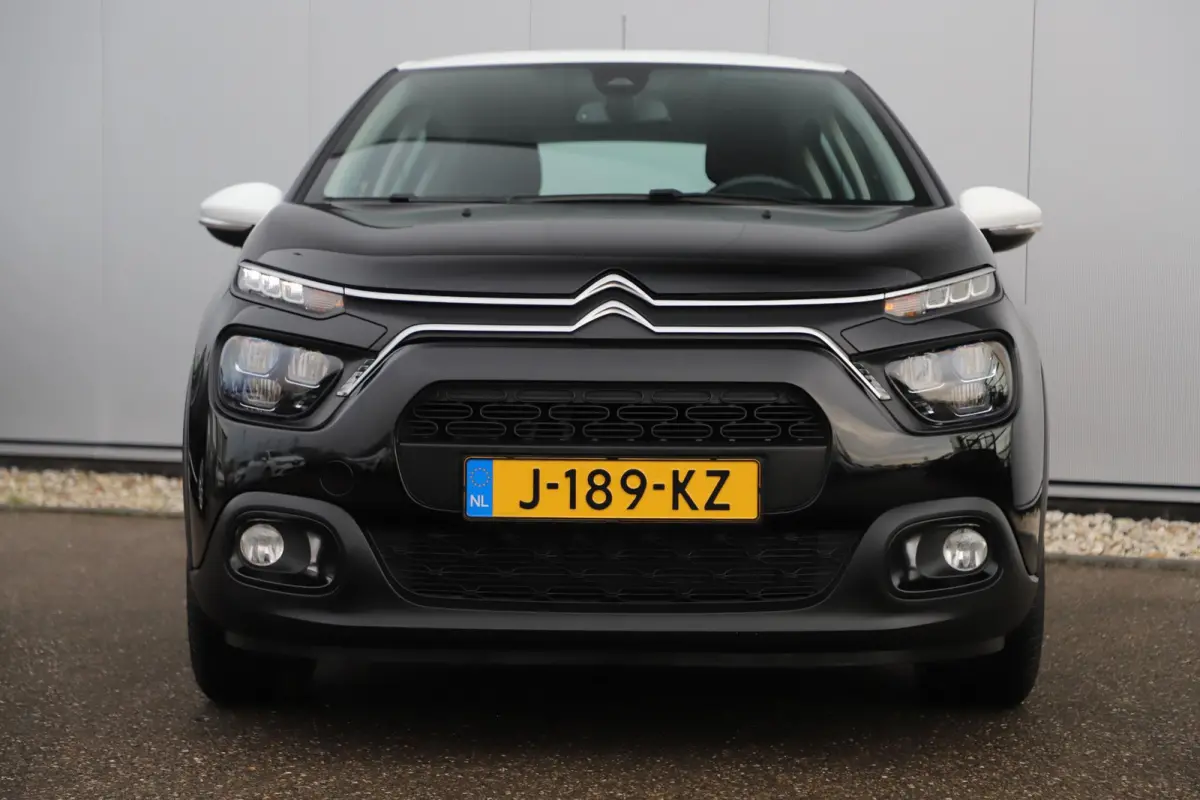 1.2 PureTech Feel Navigatie Carplay Android Climate Cruise Control Rijstrooksensor Parkeersensor All-season banden!