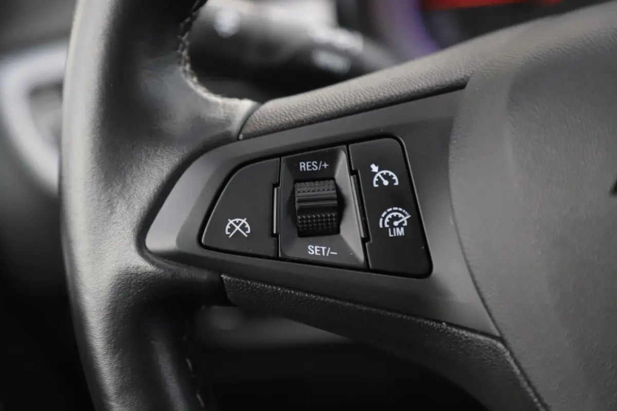 1.2 Edition 16 inch LMV Carplay Android Navigatie Airco Cruise Control