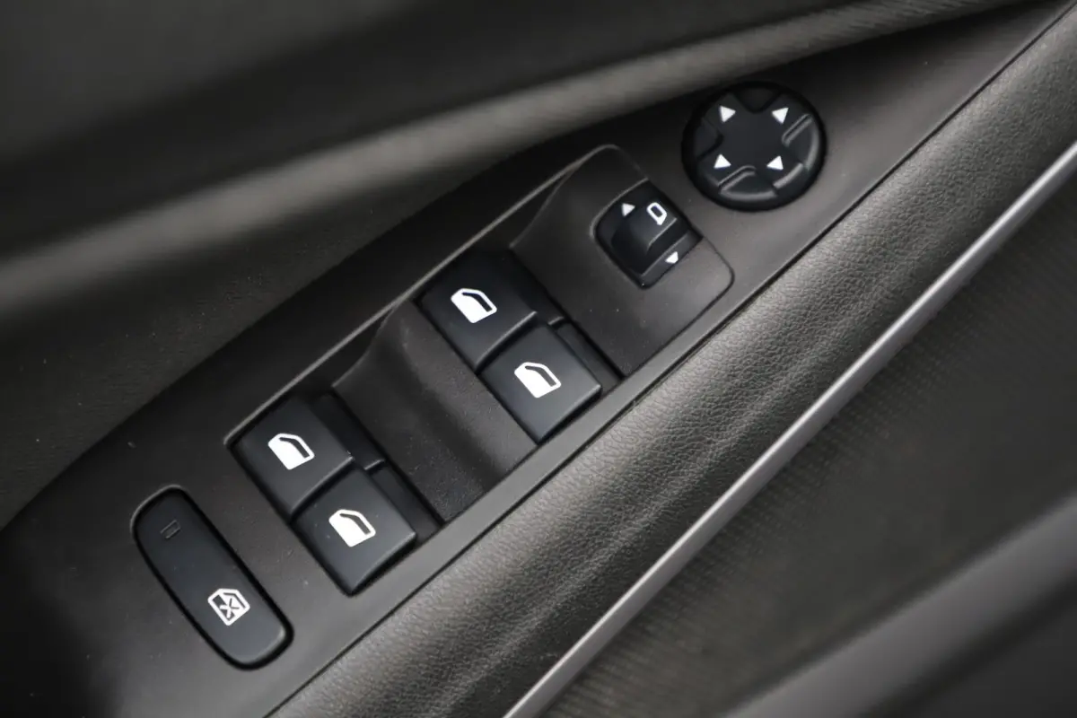 1.2 Turbo Edition | NIEUW MODEL | Navigatie Achteruitrijcamera Airco Cruise Control Carplay Android LED