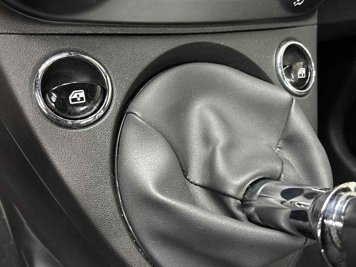 1.0 Hybrid | Apple carplay /Android Auto | Parkeersensoren | Cuise Control | Bluetooth | Airco |